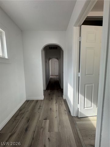 2106 Stewart Avenue, Las Vegas, NV 89101