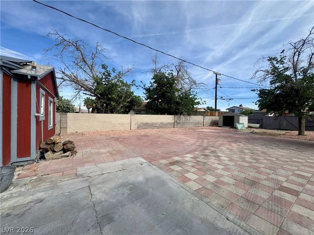2106 Stewart Avenue, Las Vegas, NV 89101