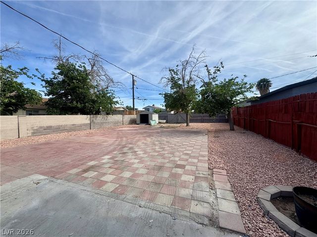 2106 Stewart Avenue, Las Vegas, NV 89101