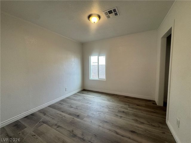 2106 Stewart Avenue, Las Vegas, NV 89101