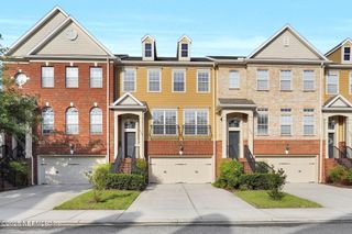 4262 STUDIO PARK Avenue, Jacksonville, FL 32216