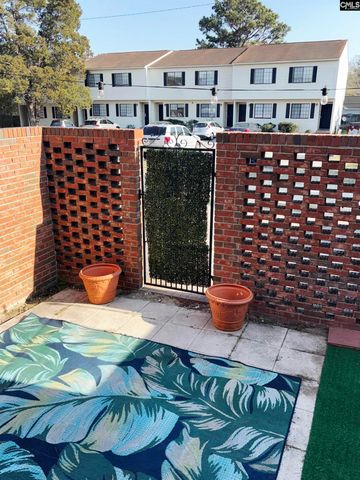 940 Glenn Street 303, West Columbia, SC 29169