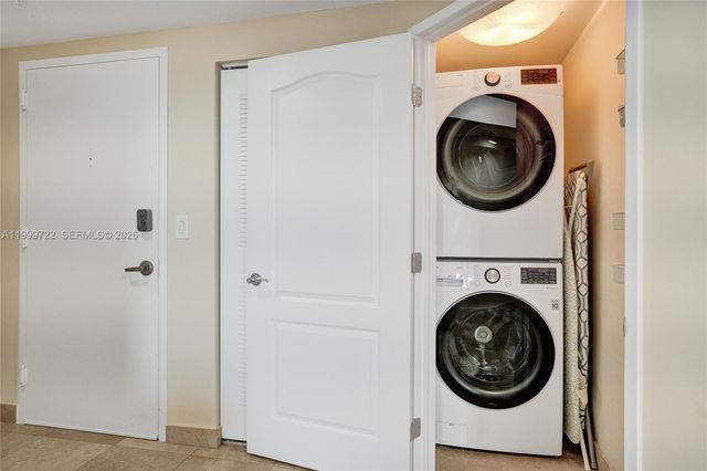 17555 Atlantic Blvd 1202, Sunny Isles Beach, FL 33160