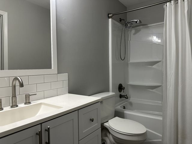 219 Ellington Pl, Madison, TN 37115