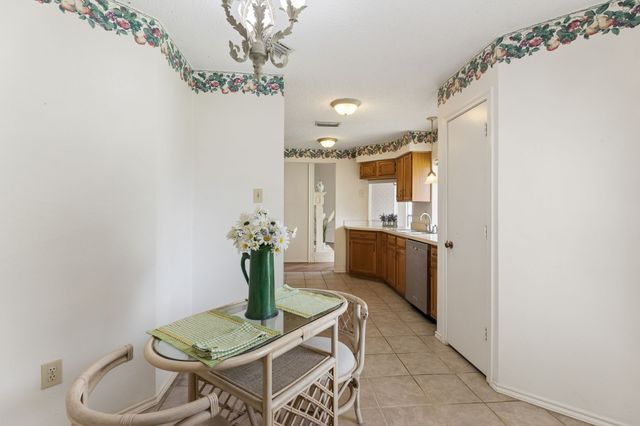 807 Blue Oak Drive, Lewisville, TX 75067