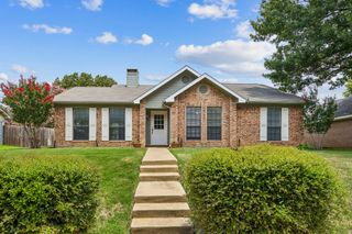 807 Blue Oak Drive, Lewisville, TX 75067