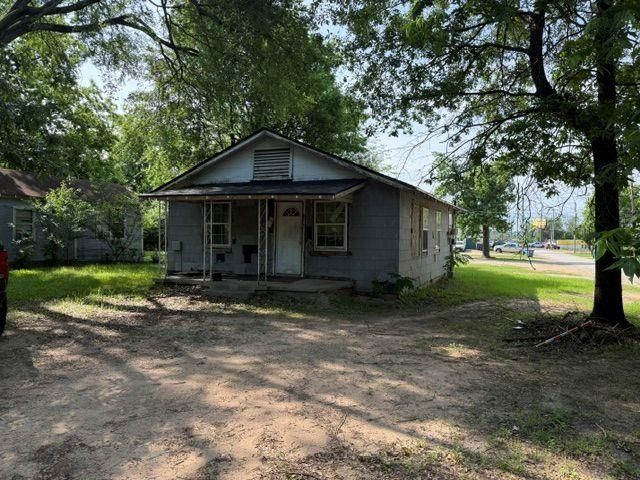 300 Maple, Henderson, TX 75654