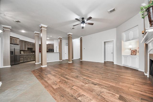 16635 Lasting Shadow Circle, Houston, TX 77095