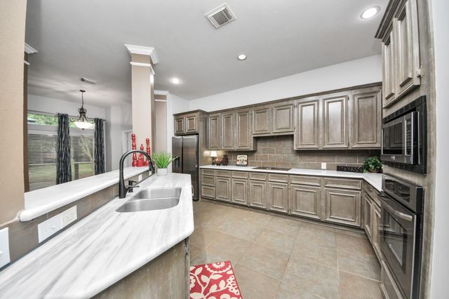 16635 Lasting Shadow Circle, Houston, TX 77095