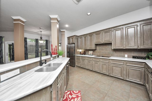16635 Lasting Shadow Circle, Houston, TX 77095