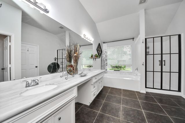 16635 Lasting Shadow Circle, Houston, TX 77095