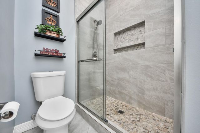 16635 Lasting Shadow Circle, Houston, TX 77095
