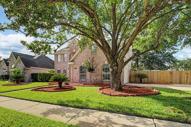 19730 Dusty Creek Drive, Katy, TX 77449