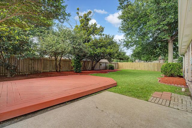 19730 Dusty Creek Drive, Katy, TX 77449