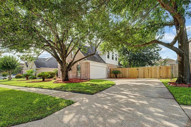 19730 Dusty Creek Drive, Katy, TX 77449