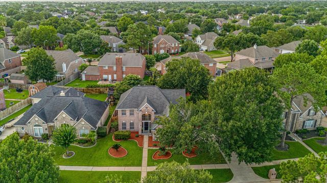 19730 Dusty Creek Drive, Katy, TX 77449