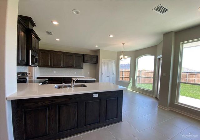 5713 River Road, Mcallen, TX 78504