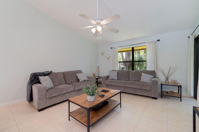 13095 Belhaven Court 11, Wellington, FL 33414