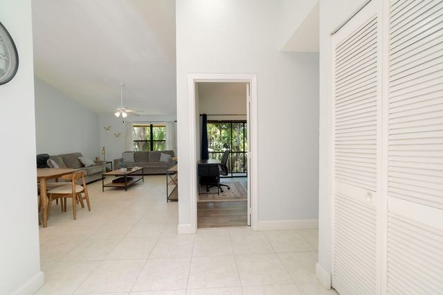 13095 Belhaven Court 11, Wellington, FL 33414