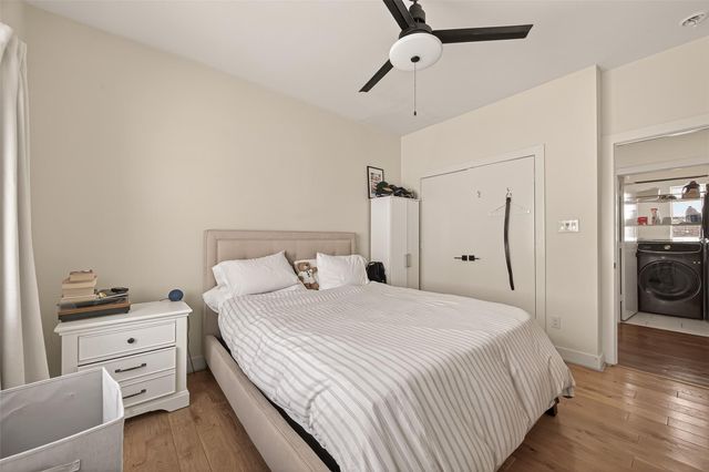 4418 Koehler Street C, Houston, TX 77007