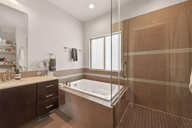 4418 Koehler Street C, Houston, TX 77007