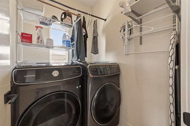 4418 Koehler Street C, Houston, TX 77007