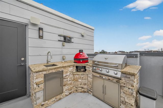 4418 Koehler Street C, Houston, TX 77007