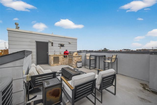 4418 Koehler Street C, Houston, TX 77007