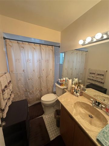 11315 SW 157th Ter, Miami, FL 33157