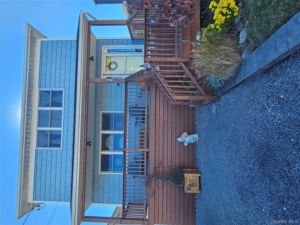 26 Mitchell Avenue, Babylon, NY 11702