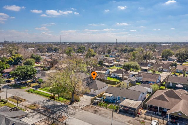 7606 Ilex Street, Houston, TX 77012