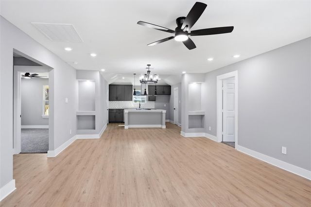 7606 Ilex Street, Houston, TX 77012