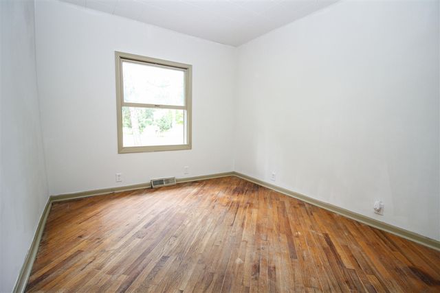 18124 S Fisher Lake Road, Three Rivers, MI 49093