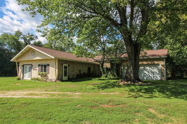 18124 S Fisher Lake Road, Three Rivers, MI 49093