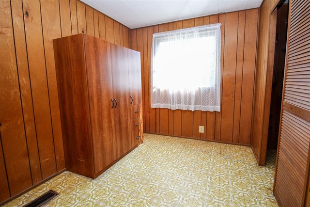 18124 S Fisher Lake Road, Three Rivers, MI 49093