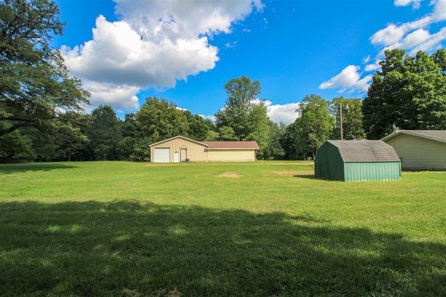 18124 S Fisher Lake Road, Three Rivers, MI 49093