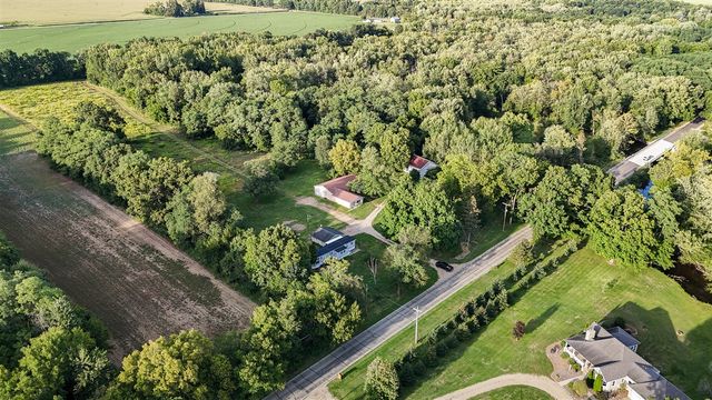 18124 S Fisher Lake Road, Three Rivers, MI 49093