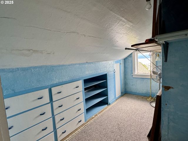 210 W EXCHANGE St, Astoria, OR 97103