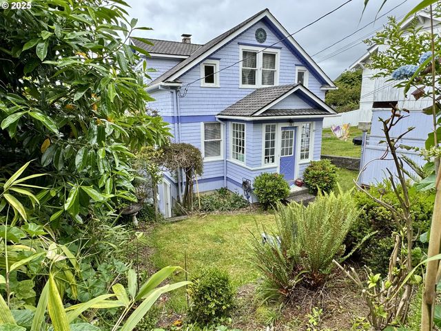 210 W EXCHANGE St, Astoria, OR 97103
