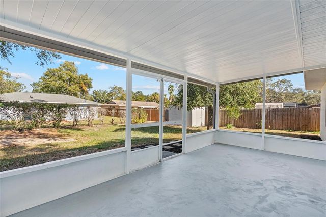 2707 KNOLLWOOD TRAIL, Eustis, FL 32726