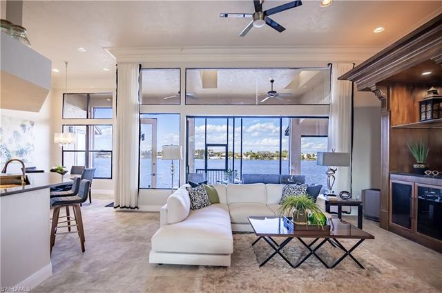 5160 Harborage DR, Fort Myers, FL 33908