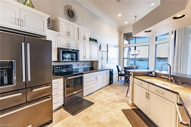 5160 Harborage DR, Fort Myers, FL 33908