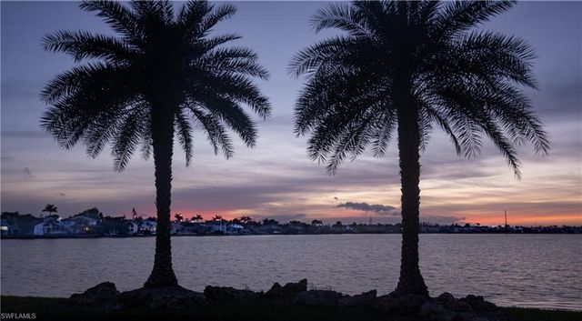 5160 Harborage DR, Fort Myers, FL 33908