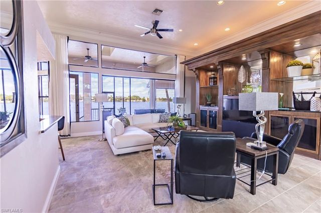 5160 Harborage DR, Fort Myers, FL 33908