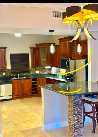 1620 Presidential Way 210, West Palm Beach, FL 33401