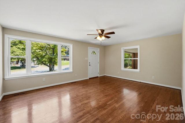 517 Battleground Road, Lincolnton, NC 28092
