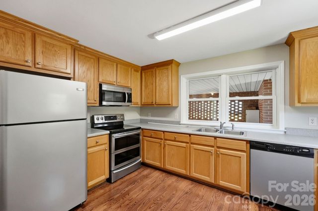 517 Battleground Road, Lincolnton, NC 28092