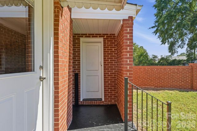 517 Battleground Road, Lincolnton, NC 28092