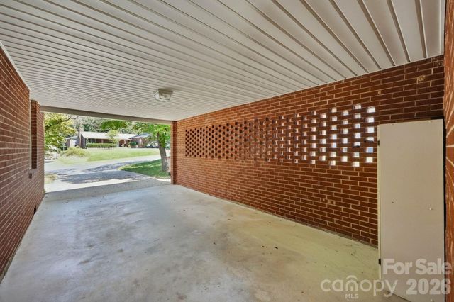 517 Battleground Road, Lincolnton, NC 28092
