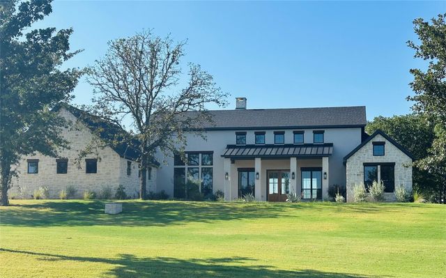 1017 Old Oaks Court, Weatherford, TX 76087